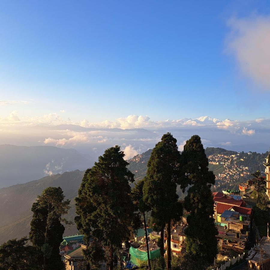 Darjeeling Heights - A Boutique Mountain View Homestay Kültér fotó